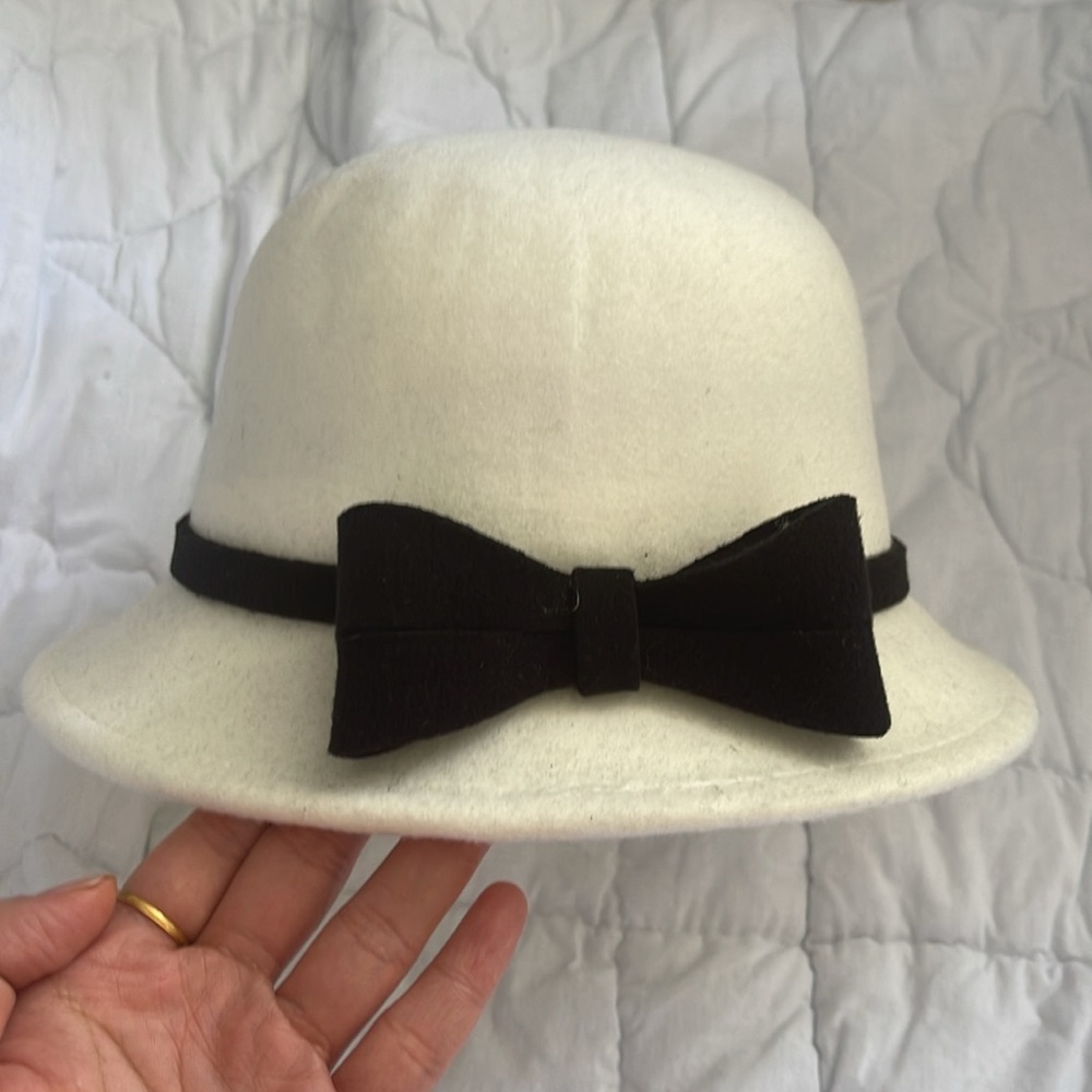 White Hat - Picture 4 of 6